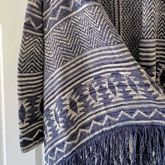 Sonoma Aztec Open Fringed Cardigan Size M - Picture 2 of 4